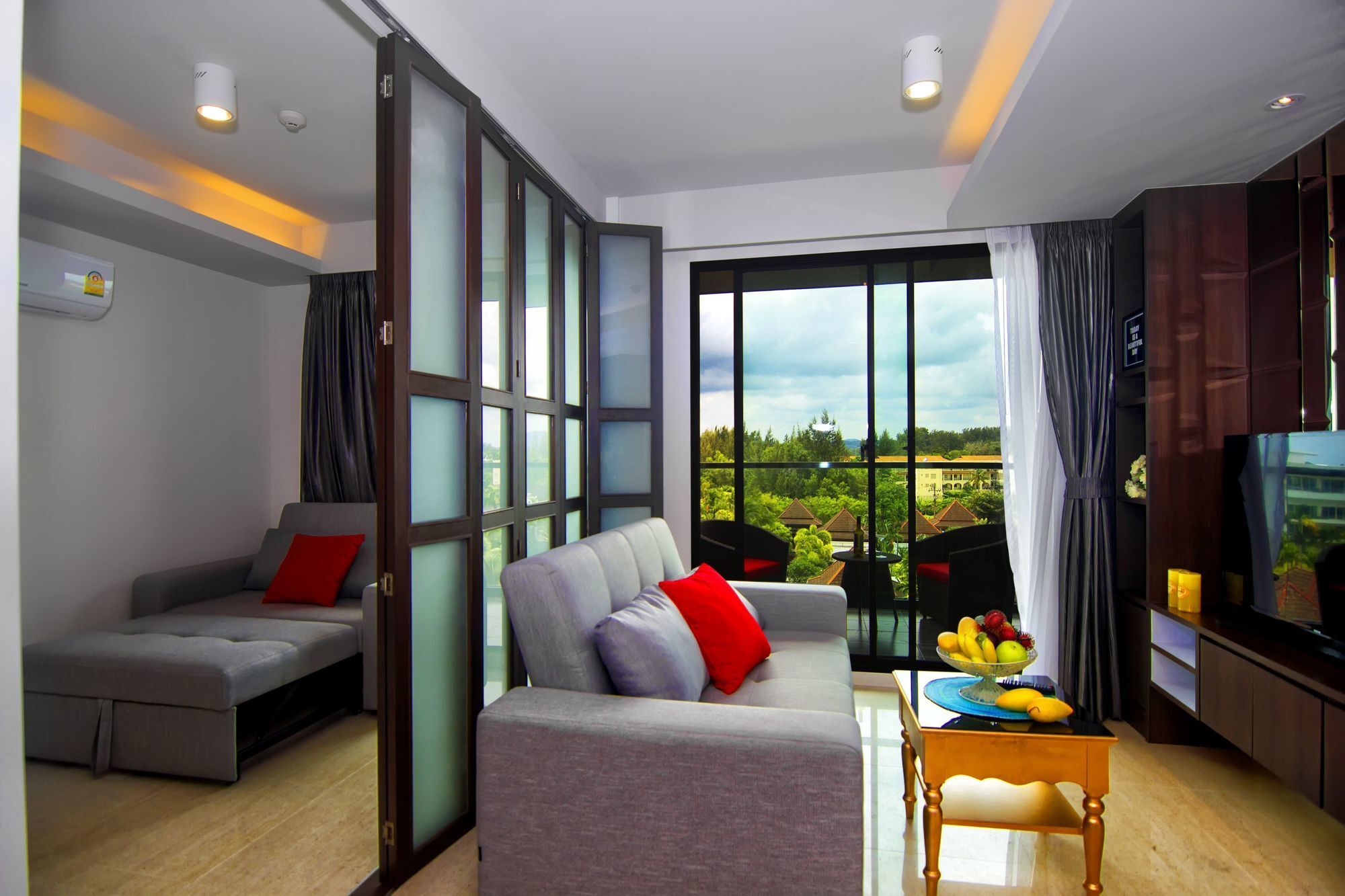 Ferienwohnung The Aristo By Holy Cow 201 Phuket Exterior foto